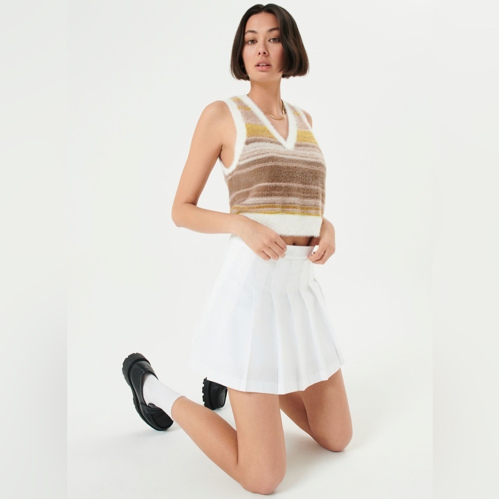 Sunday Best - Aritzia V-Neck Sweater Vest